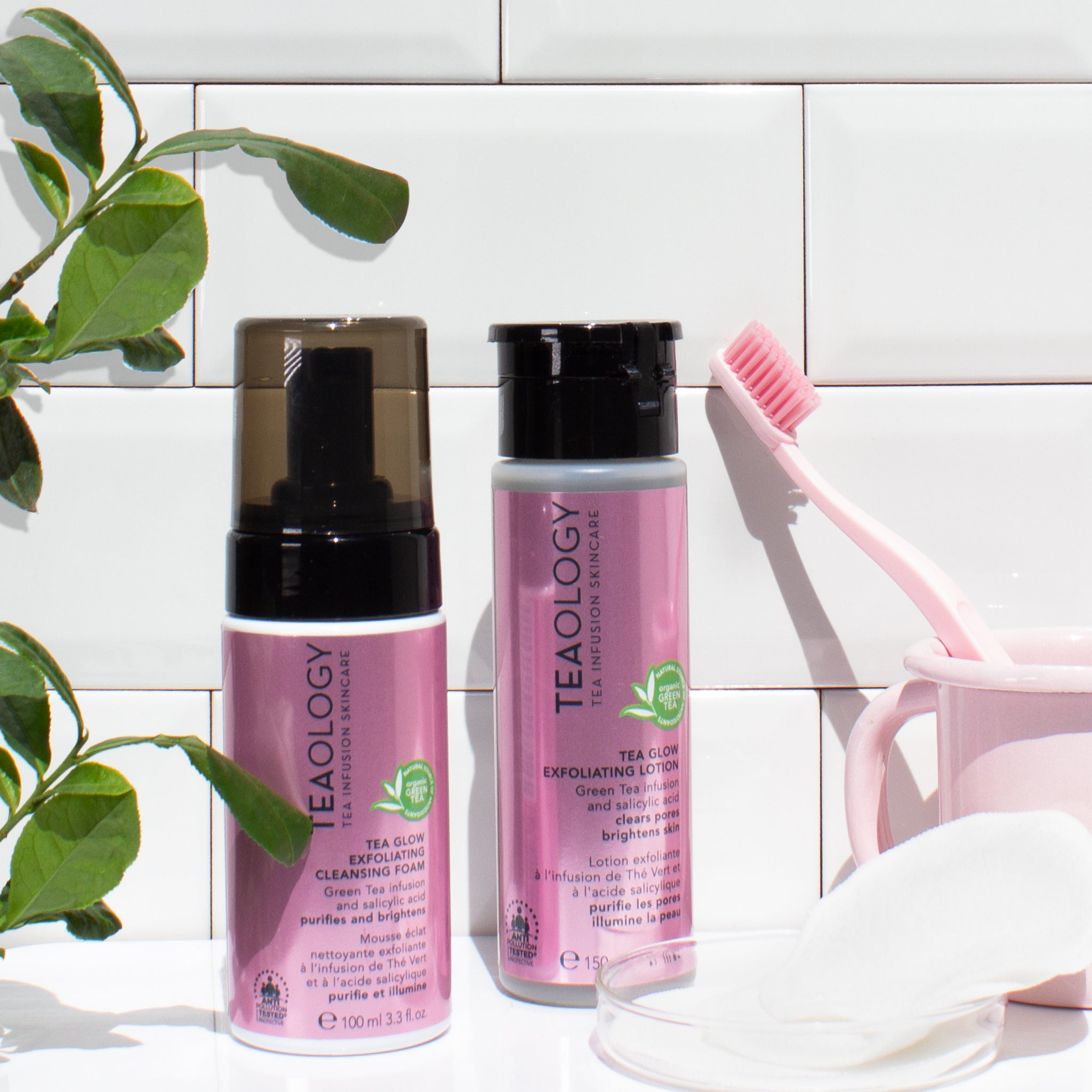 Tea Glow Foam - Exfoliating Facial Cleansing Foam