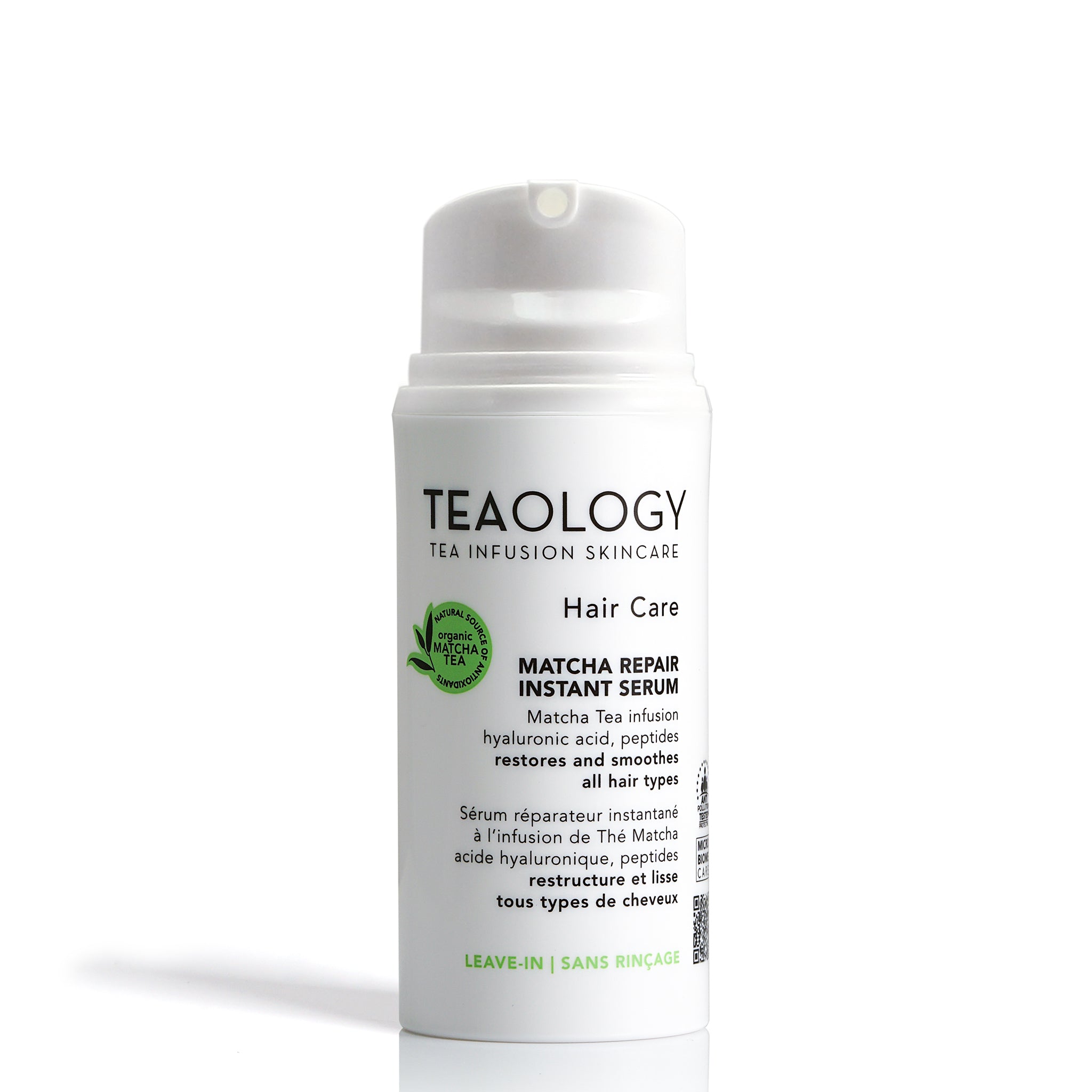 Siero ristrutturante istantaneo con infuso di tè matcha, acido ialuronico e peptidi.