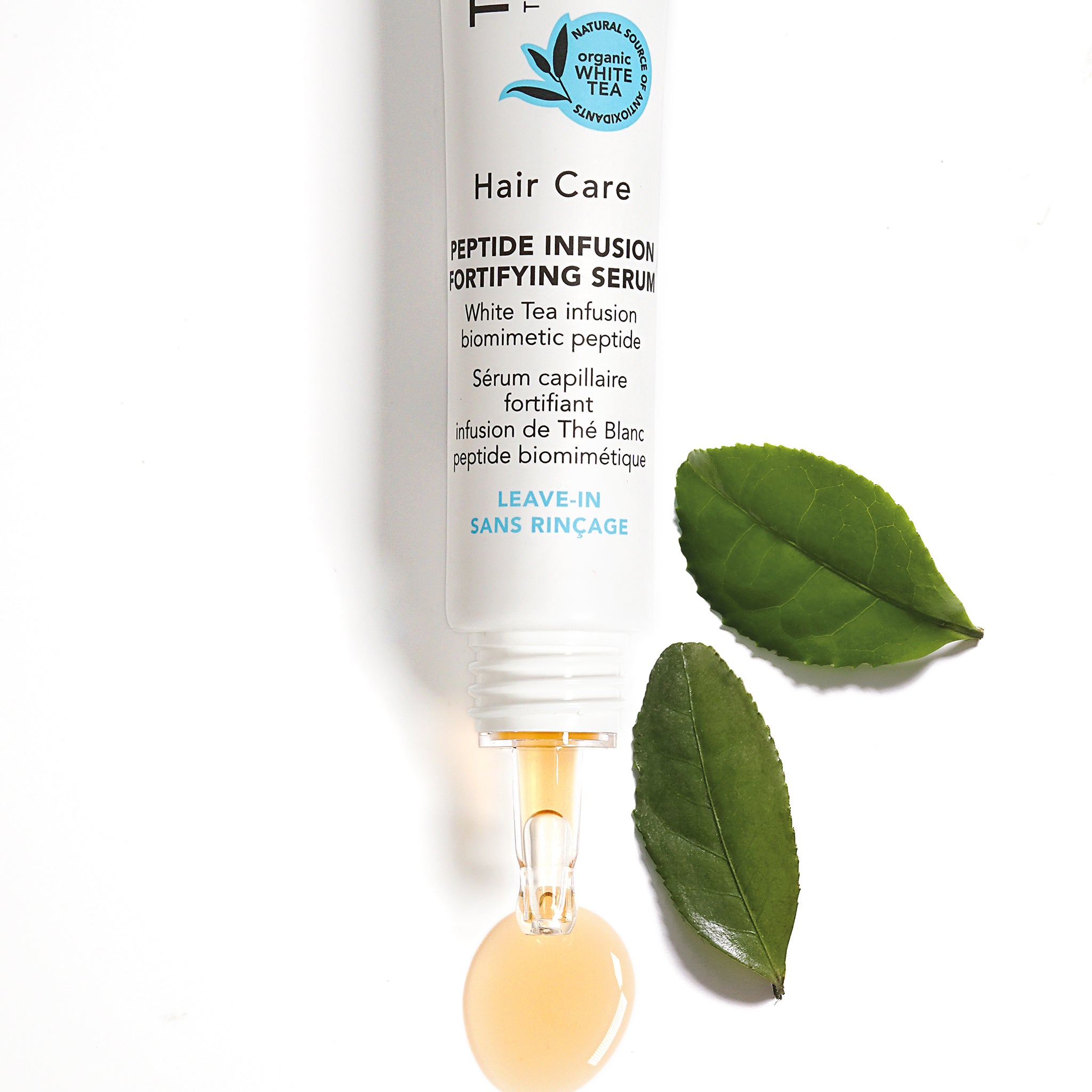 Siero fortificante per capelli e cuoio capelluto con infuso di tè bianco, peptide biomimetico e prebiotici.