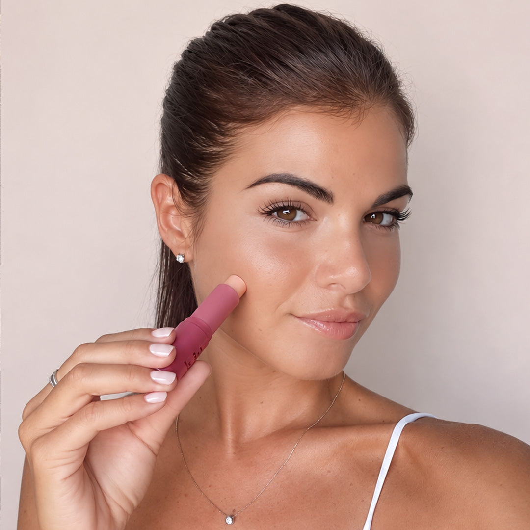 Modella con applicazione dello stick