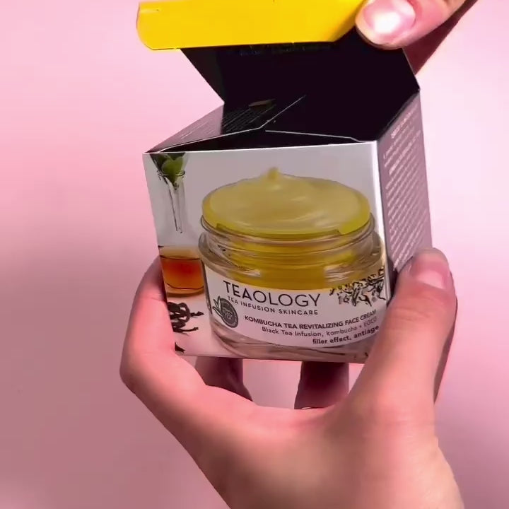 Kombucha Tea Crema Viso Rivitalizzante Ricarica - texture